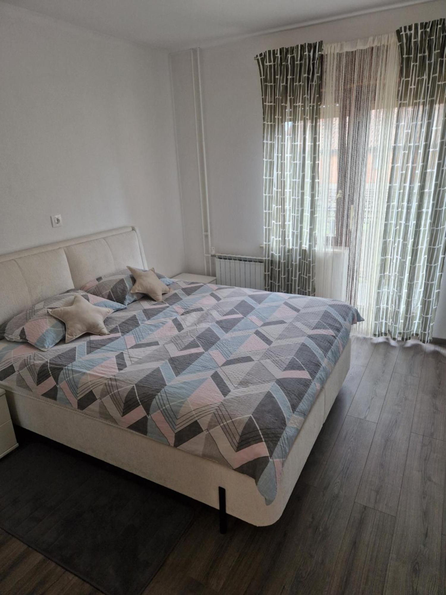 Apartma-Sobe Lejla Vipava Exterior photo
